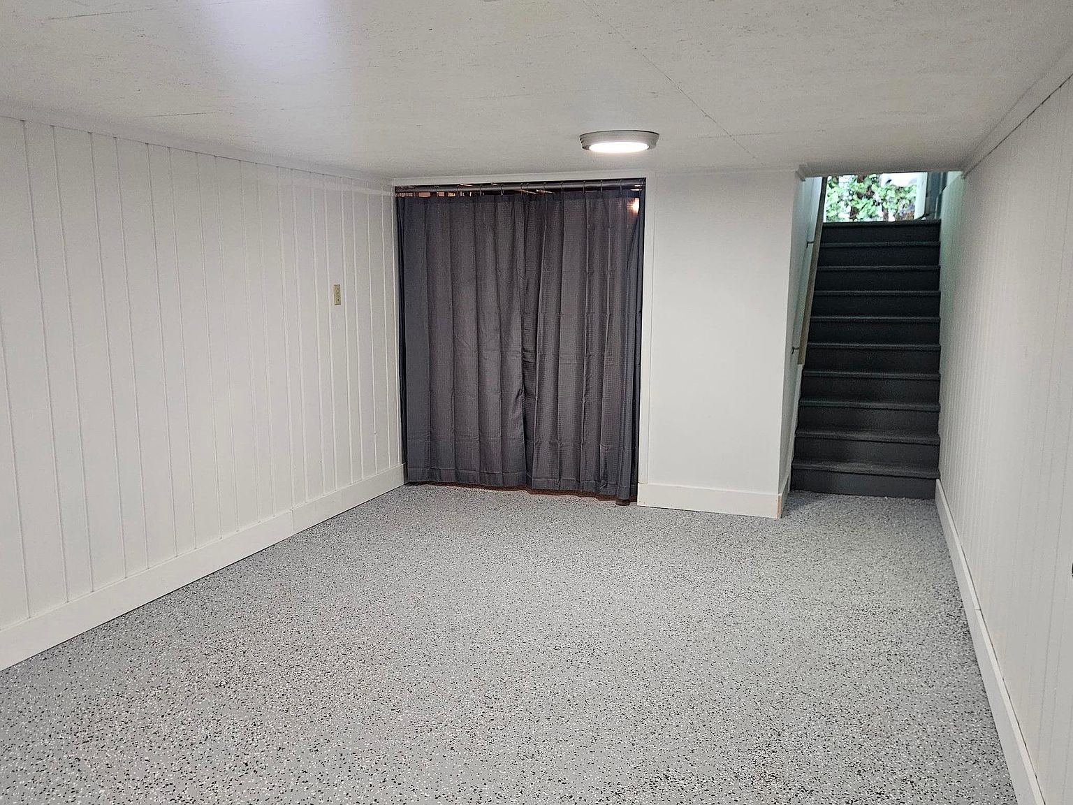 1427 W King St, image 19
