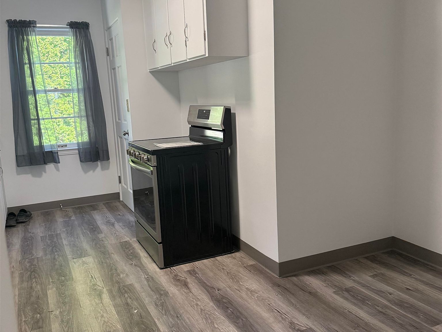 1427 W King St, image 12