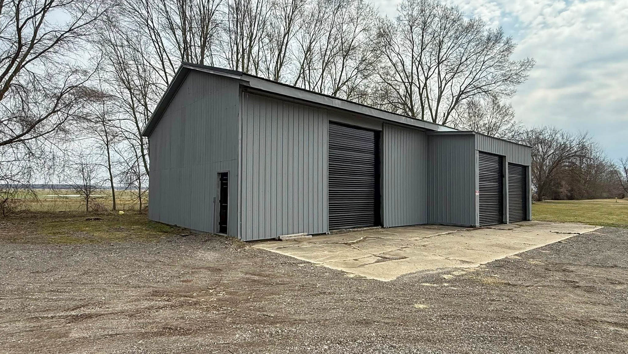 653 Chesaning St. — image 16